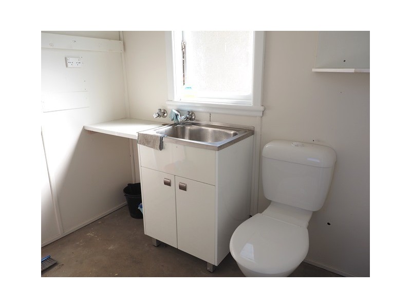23 Hume Boulevard, Killarney Vale NSW 2261