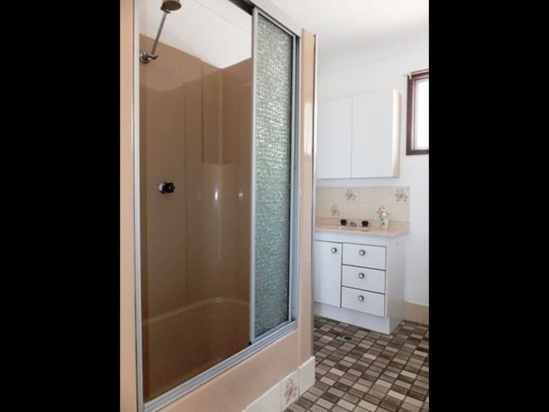 13 Nerissa Road, Erina NSW 2250