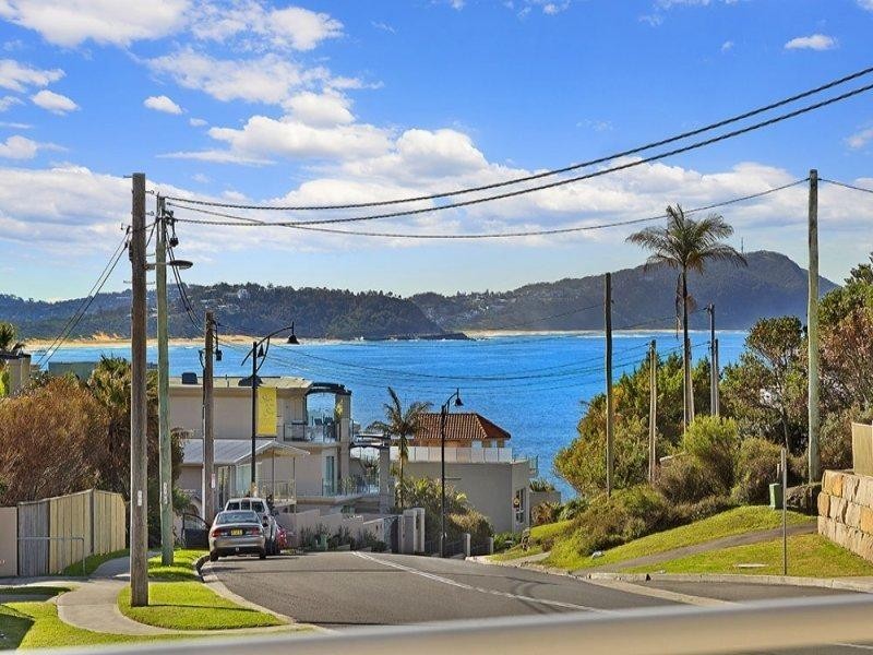 1/1 Tiarri Crescent, Terrigal NSW 2260