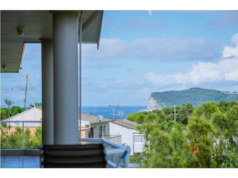 1/1 Tiarri Crescent, Terrigal NSW 2260