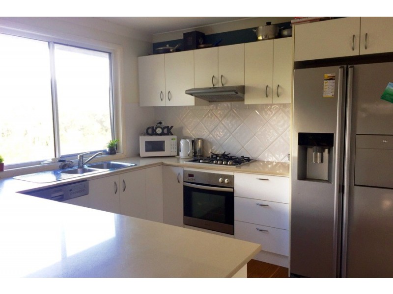 56 Henzel Road, Green Point NSW 2251