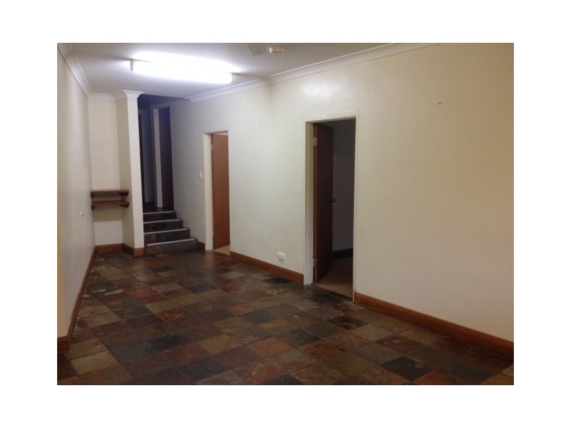 1/12 Campbell Crescent, Terrigal NSW 2260