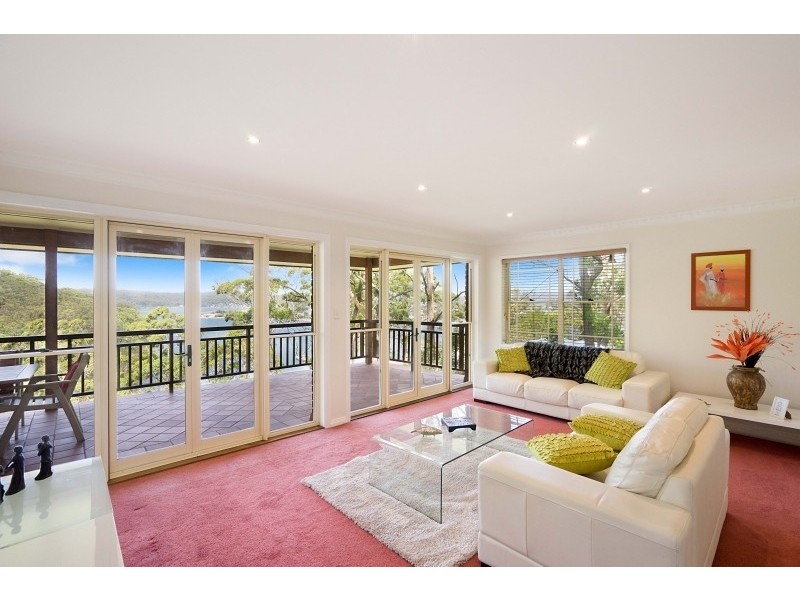 124 Daley Avenue, Daleys Point NSW 2257
