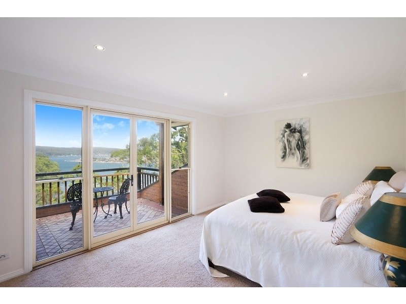 124 Daley Avenue, Daleys Point NSW 2257