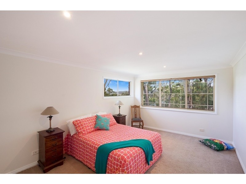 124 Daley Avenue, Daleys Point NSW 2257