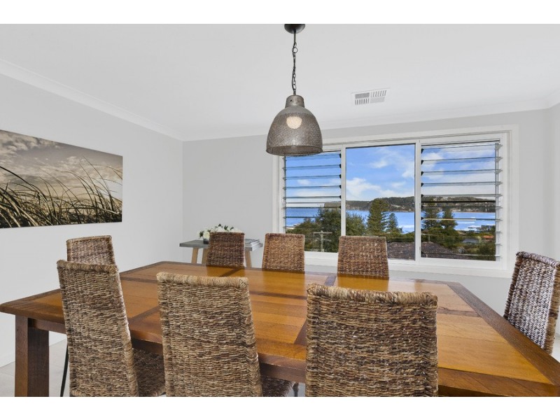 70 North Avoca Parade, North Avoca NSW 2260