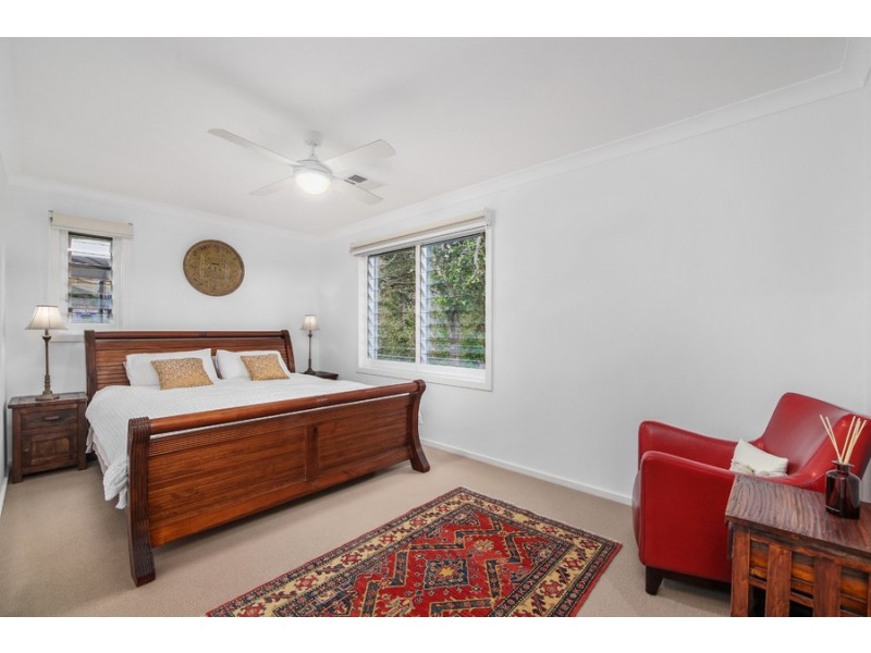 70 North Avoca Parade, North Avoca NSW 2260