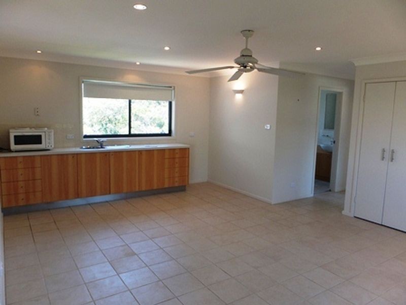 14 North Avoca Parade, North Avoca NSW 2260