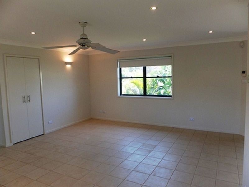 14 North Avoca Parade, North Avoca NSW 2260