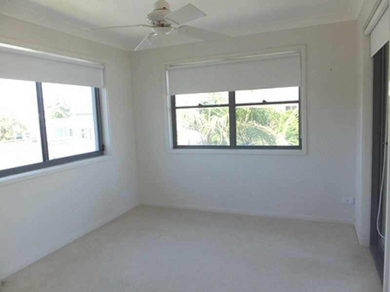 14 North Avoca Parade, North Avoca NSW 2260