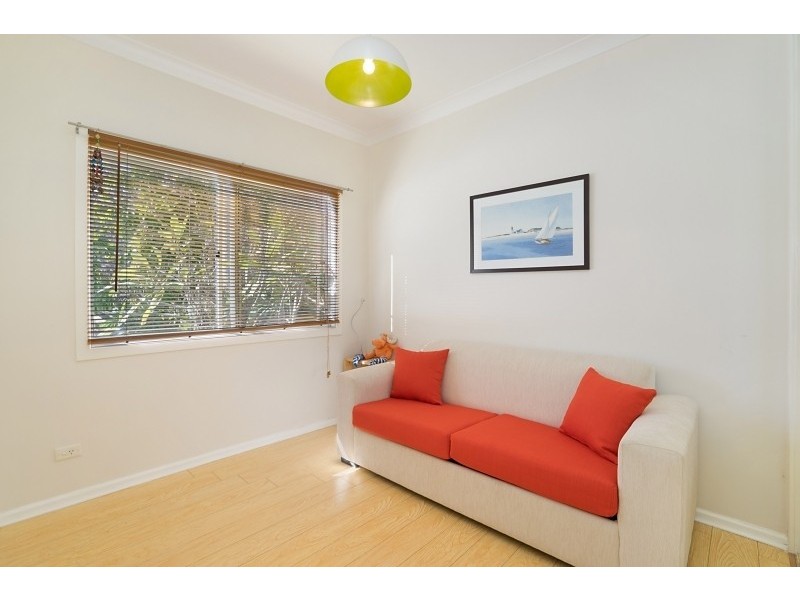 6 Empire Bay Drive, Daleys Point NSW 2257