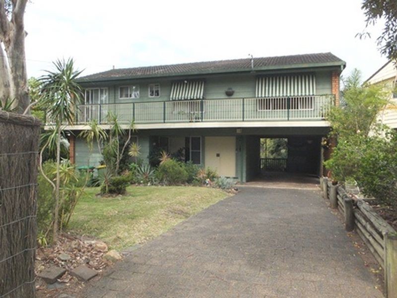 32 Charles Kay Drive, Terrigal NSW 2260