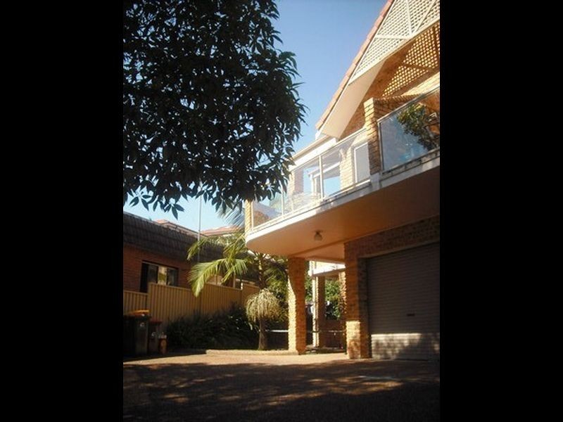 2/24-26 Whiting Avenue, Terrigal NSW 2260