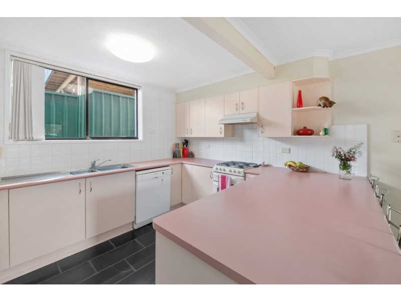 12 Girraween Avenue, Erina NSW 2250