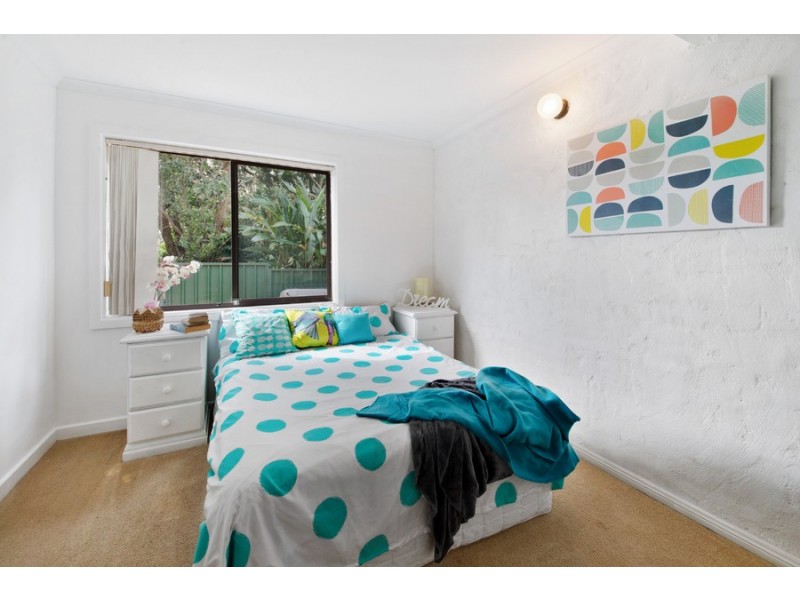 12 Girraween Avenue, Erina NSW 2250