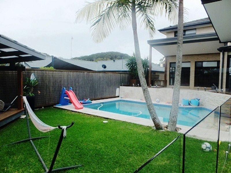 13 Heights Crescent, Wamberal NSW 2260