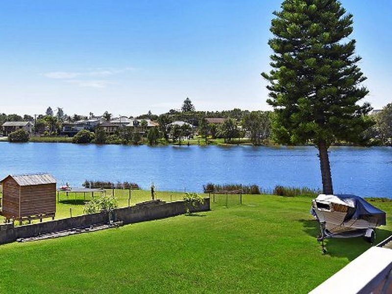 10 Ogilvie Street, Terrigal NSW 2260