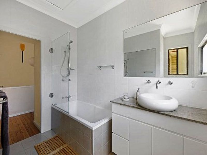 10 Ogilvie Street, Terrigal NSW 2260