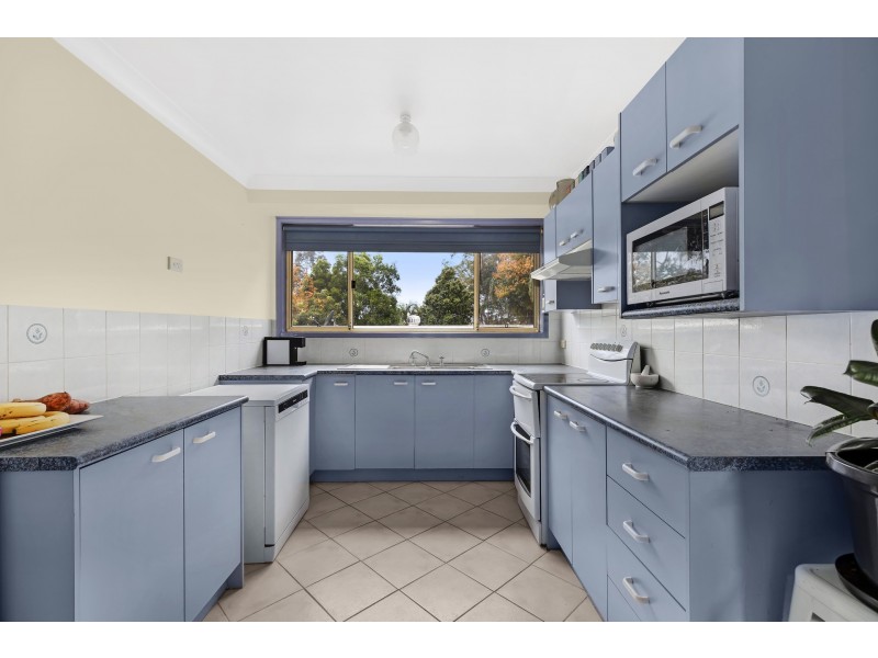 8 Dulwich Road, Springfield NSW 2250