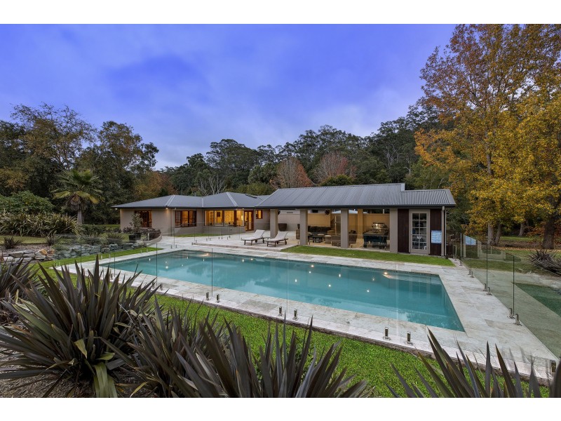 154 Oak Road, Matcham NSW 2250