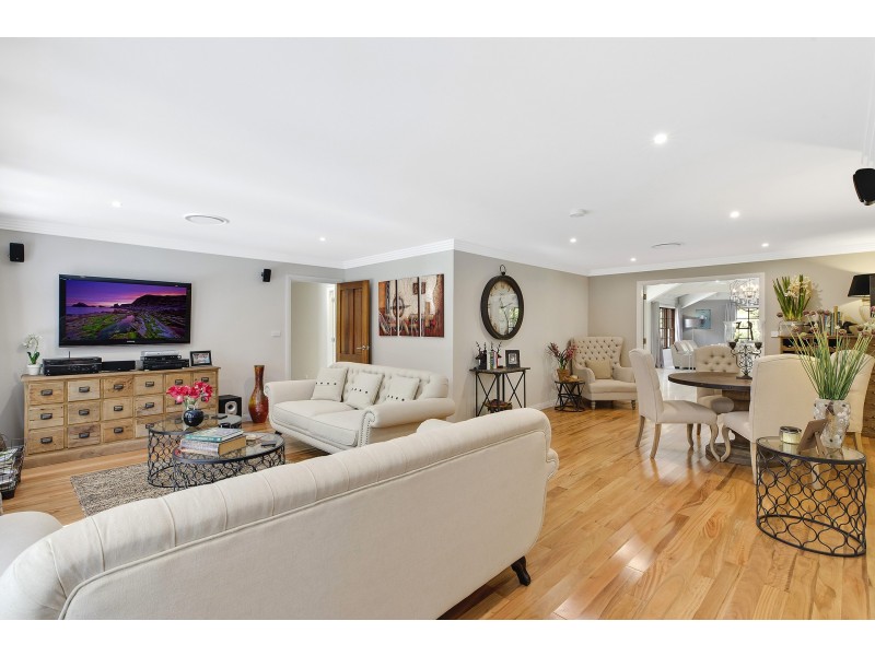 154 Oak Road, Matcham NSW 2250