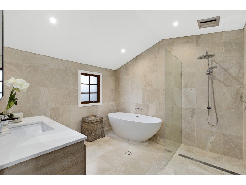 154 Oak Road, Matcham NSW 2250