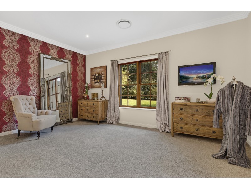 154 Oak Road, Matcham NSW 2250