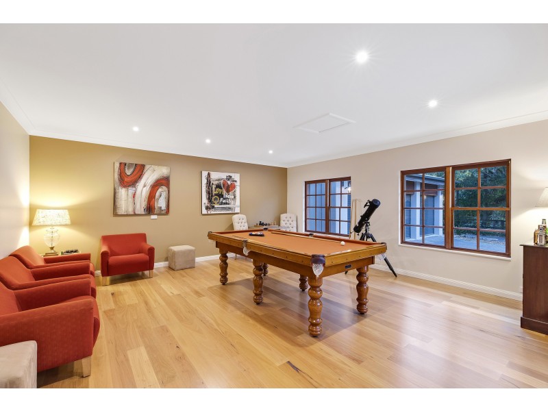 154 Oak Road, Matcham NSW 2250