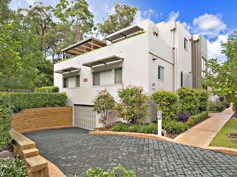 4/11 Jennie Cox Close, Erina NSW 2250