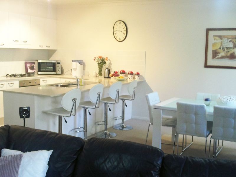 4/11 Jennie Cox Close, Erina NSW 2250