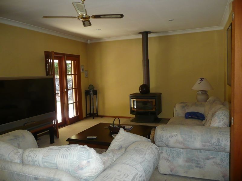 60a Erina Valley Rd, Erina NSW 2250