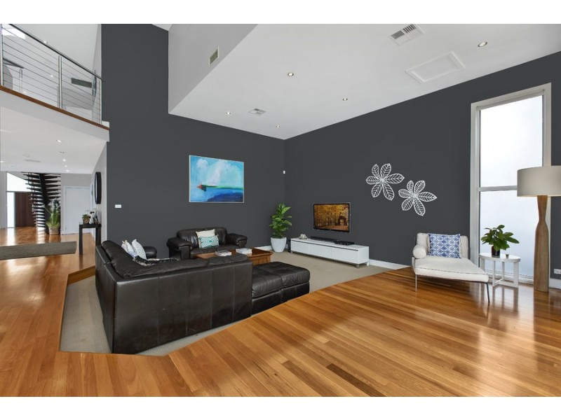 27 Renown Street, Wamberal NSW 2260