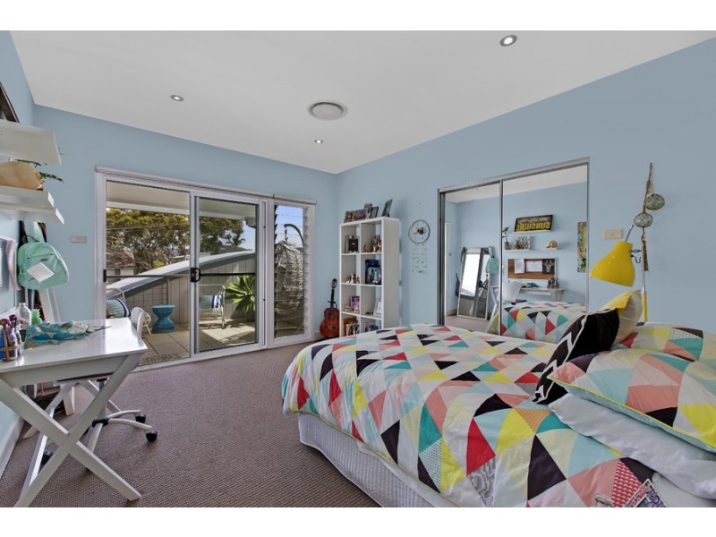 27 Renown Street, Wamberal NSW 2260