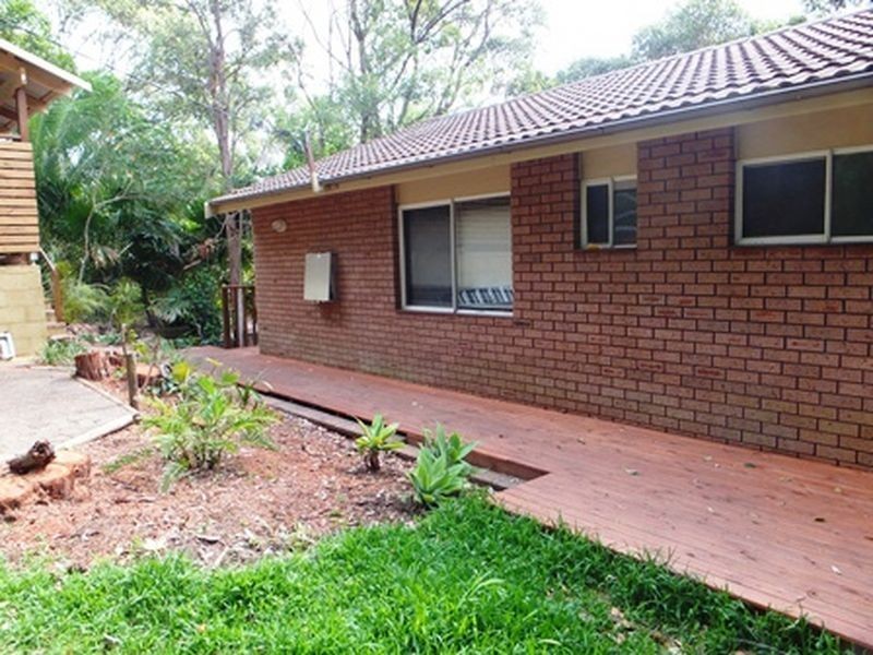 25 Coast Road, North Avoca NSW 2260