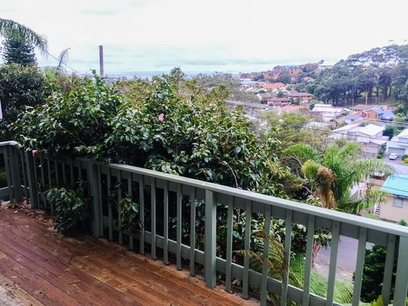 11 Parry Avenue, Terrigal NSW 2260