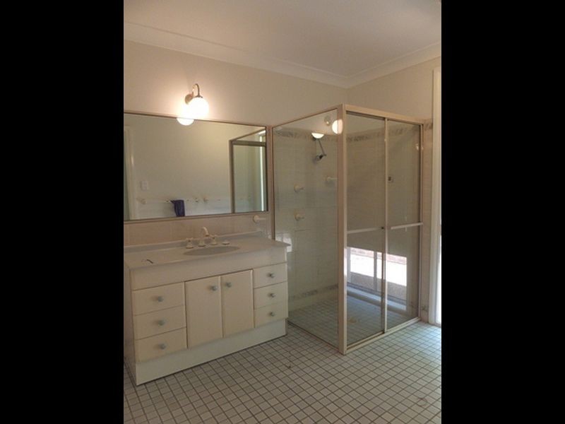 393 Central Coast Highway, Erina Heights NSW 2260