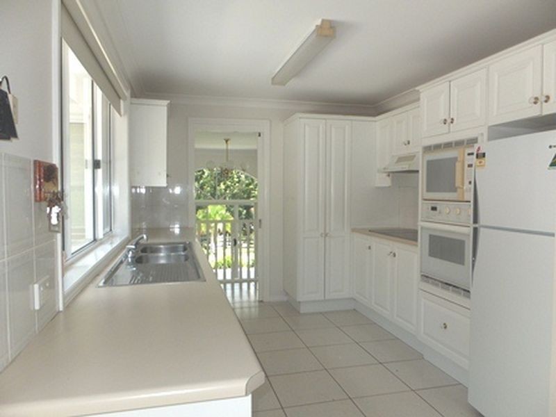 393 Central Coast Highway, Erina Heights NSW 2260