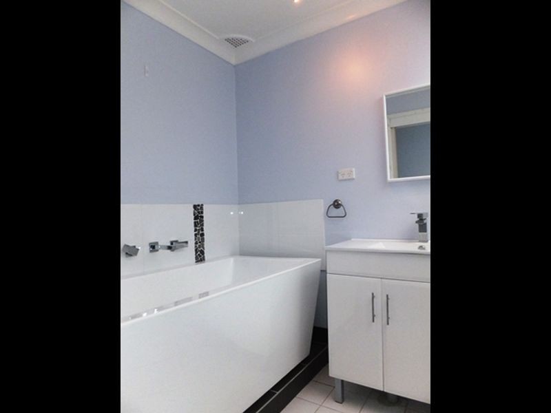 2 Mondy Crescent, Avoca Beach NSW 2251