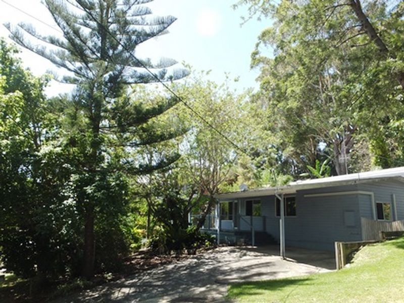 2 Mondy Crescent, Avoca Beach NSW 2251