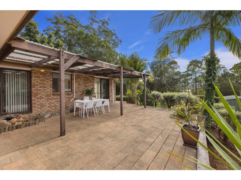 47 James Sea Drive, Green Point NSW 2251