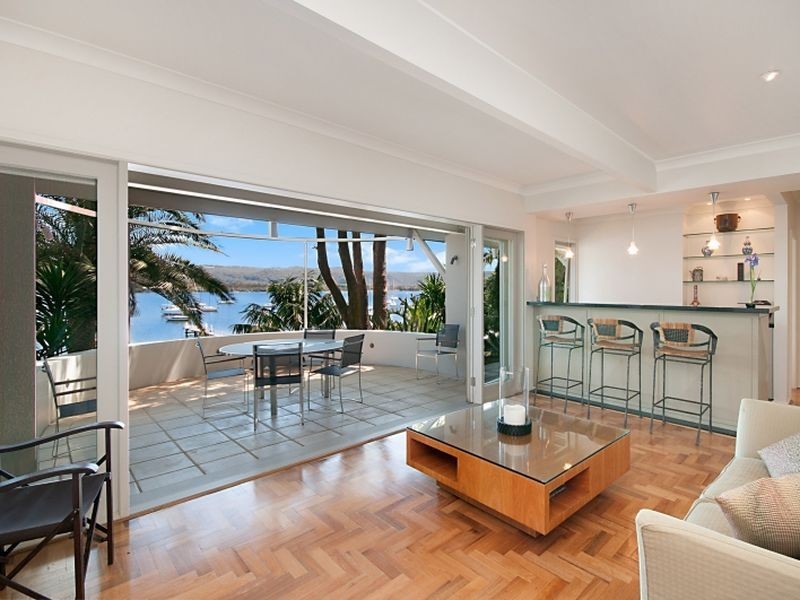 34 Eulalia Avenue, Point Frederick NSW 2250