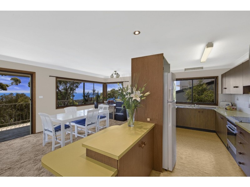 7 John Gray Close, Terrigal NSW 2260