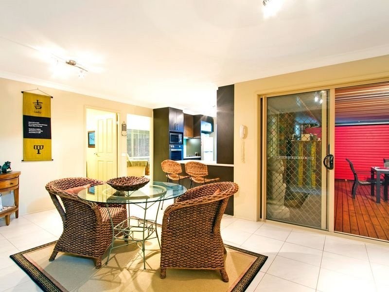 27 Valley View Road, Bateau Bay NSW 2261