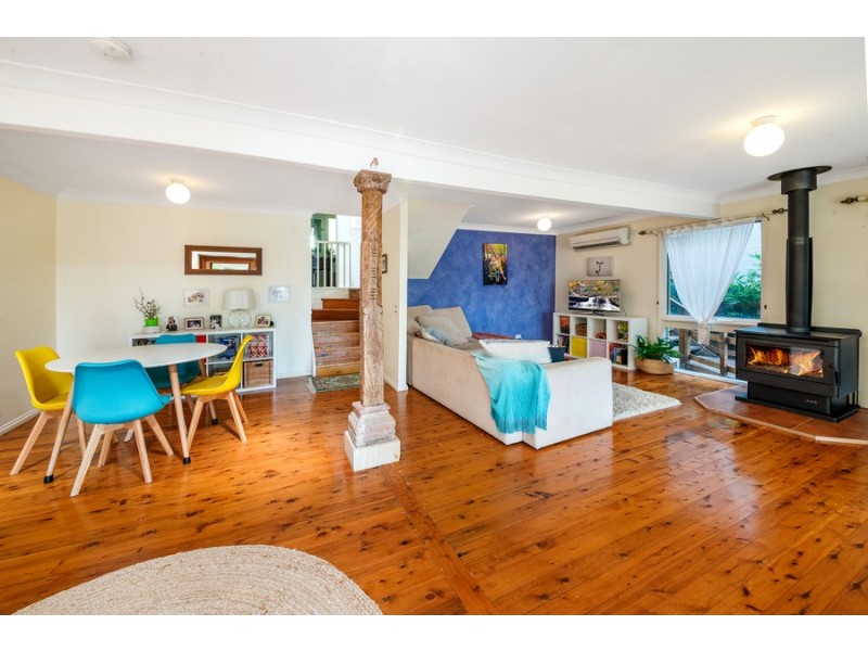 48 North Scenic Road, Forresters Beach NSW 2260