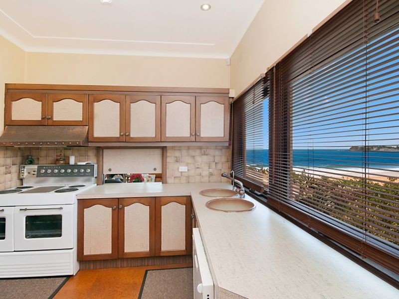 1/27 Ocean View Drive, Wamberal NSW 2260