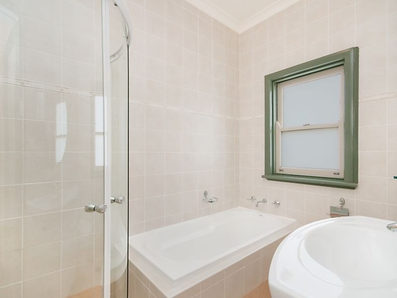 1/27 Ocean View Drive, Wamberal NSW 2260