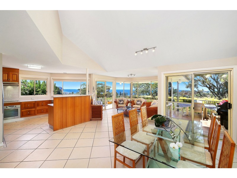 18B Hillcrest Street, Terrigal NSW 2260