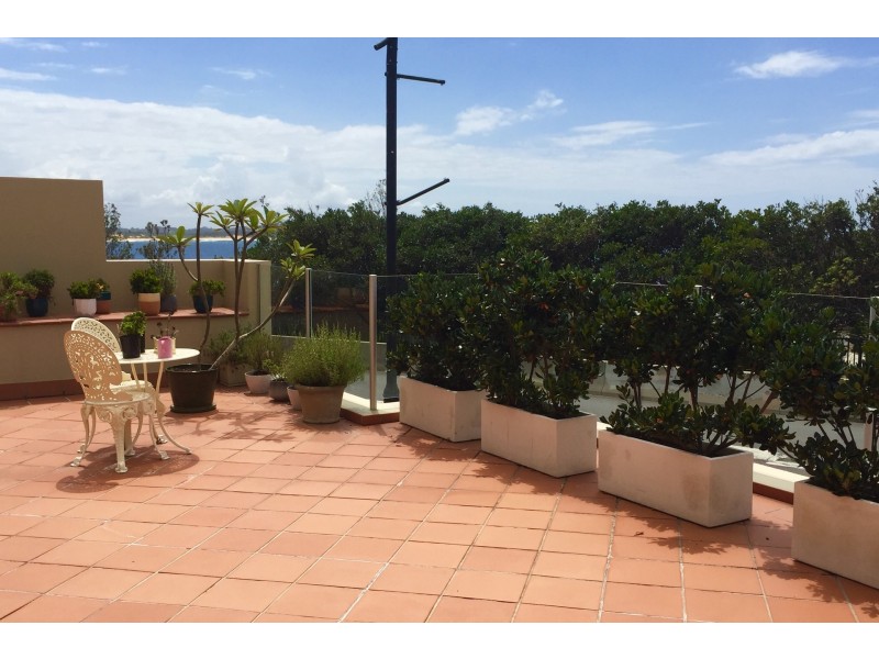 4/2 Terrigal Esplanade, Terrigal NSW 2260