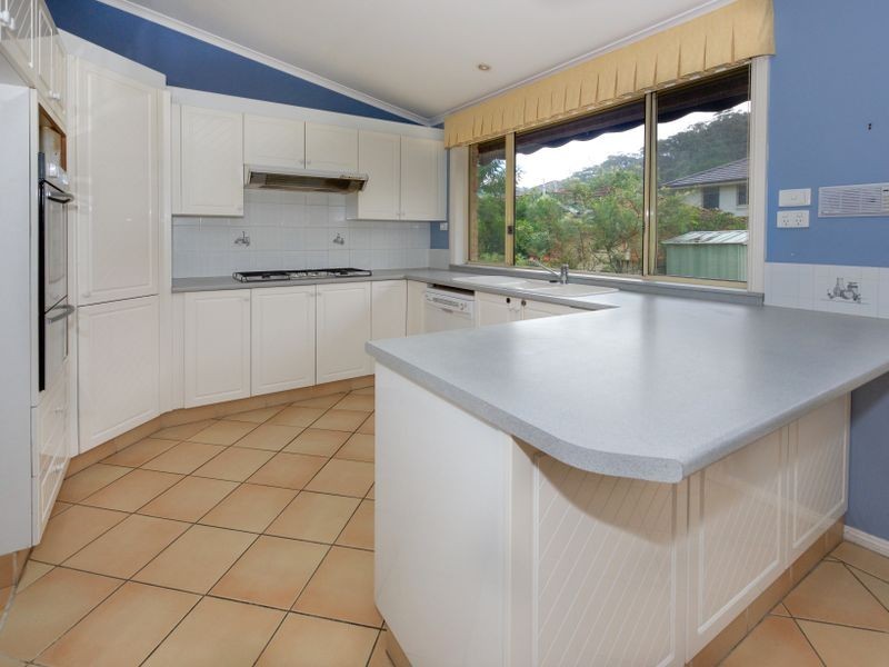 8 Sunny Waters Road, Kincumber NSW 2251