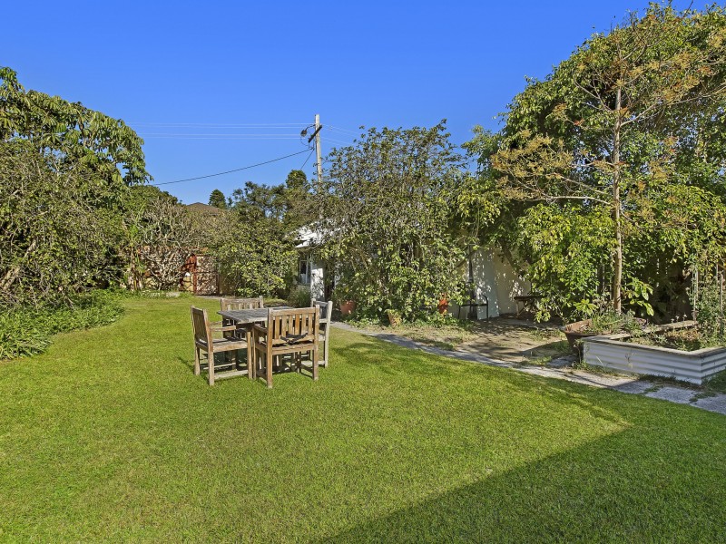 44 Ocean View Drive, Wamberal NSW 2260